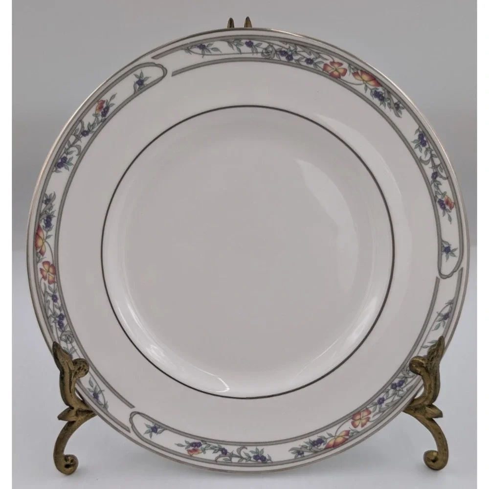 Royal Doulton Arlington Salad Plate set of 8 Plates 8